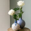 vase-blue-white-round-420ml