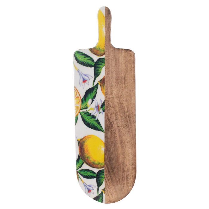 wooden-chopping-board-oval-lemons